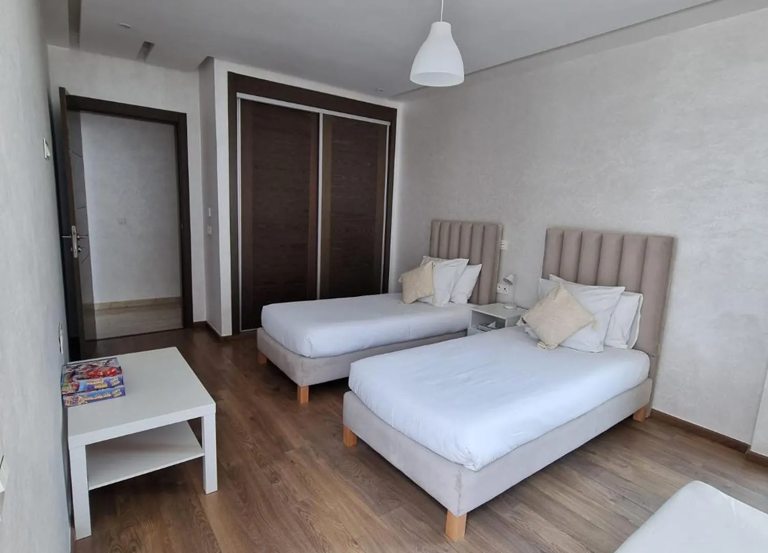 Red At Home Luxe Appartement Agadir Marokko