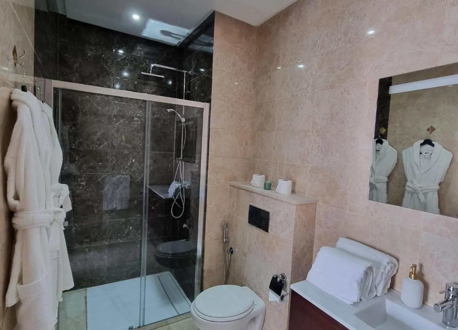Apartment Red At Home Luxe Appartement Agadir Marokko